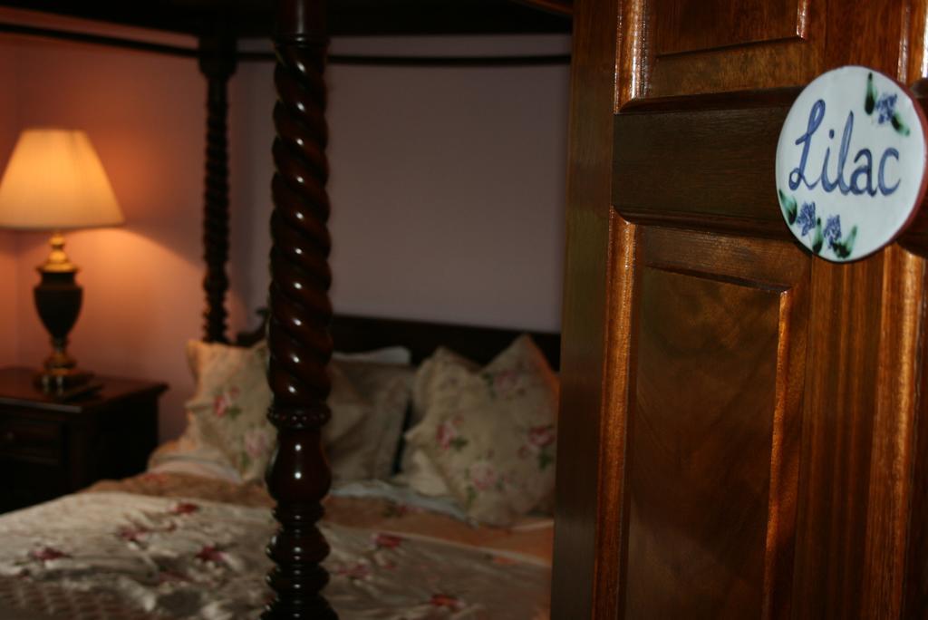 Avarest Bunratty B&B Шеннон Номер фото
